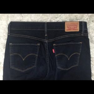 Levi’s dark wash 311 skinny jeans